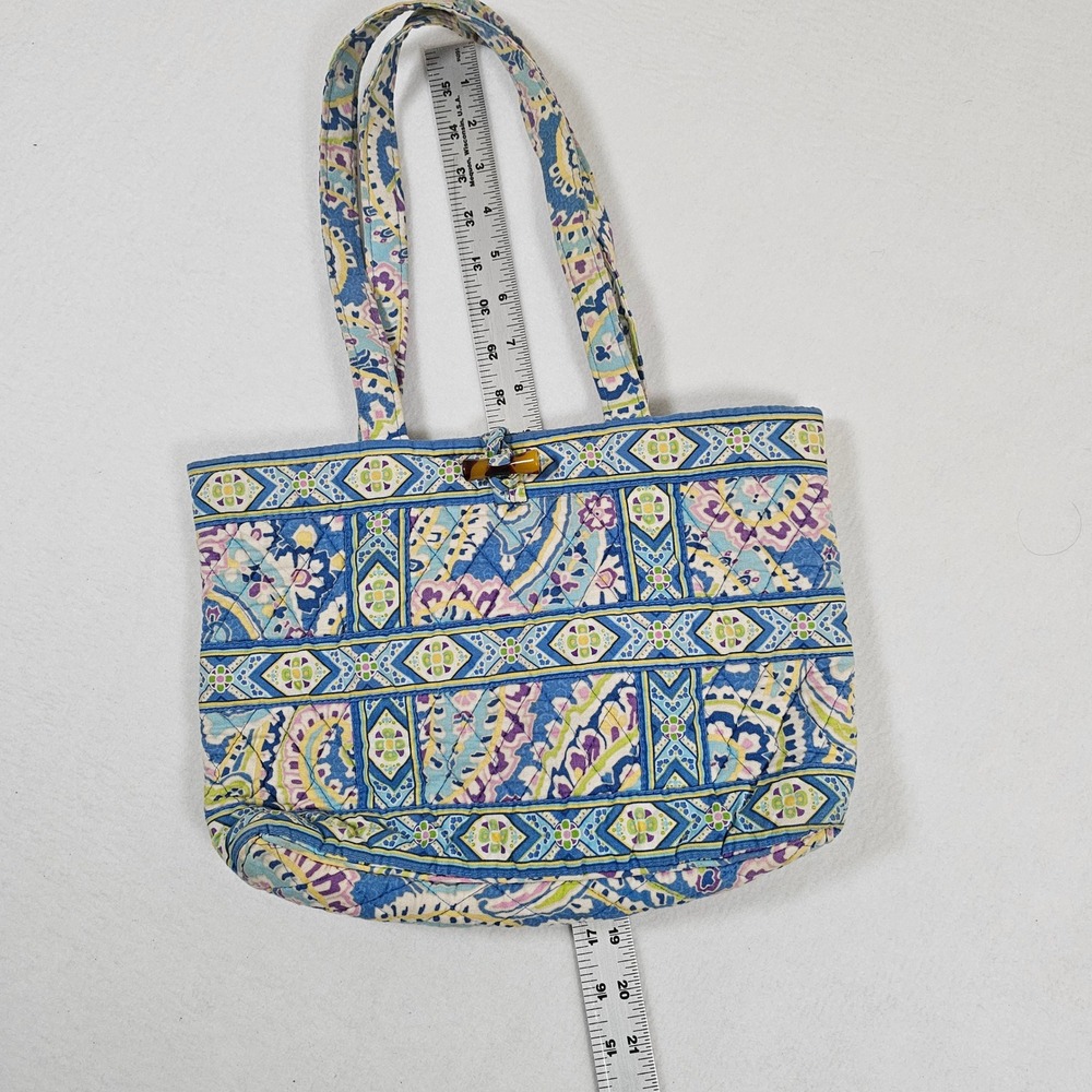 Vera Bradley Mediterranean Blue Quilted Cotton Tote Bag Paisley Toggle Closure - Picture 5 of 9